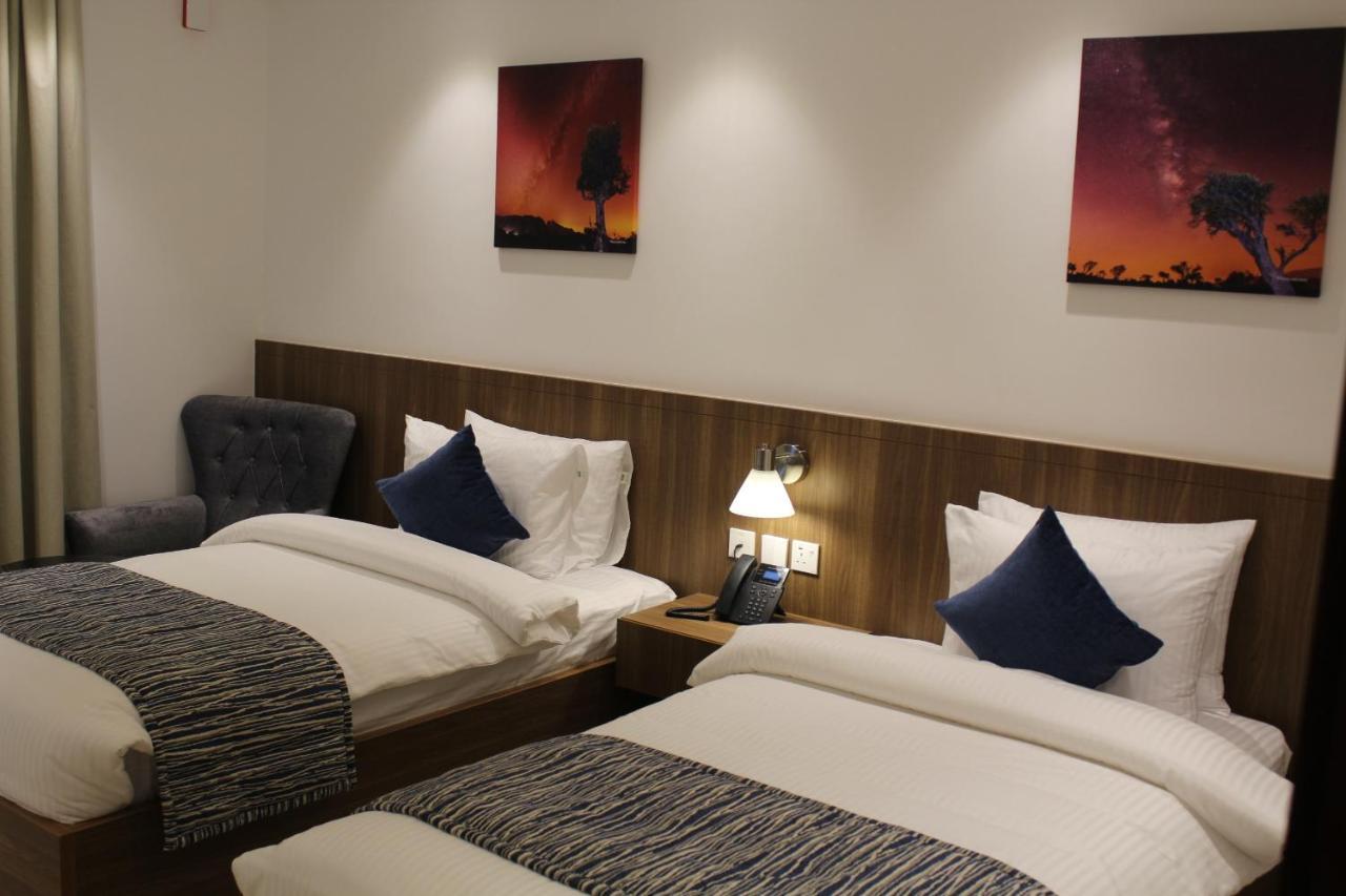 Duqm Express Hotel Exterior photo