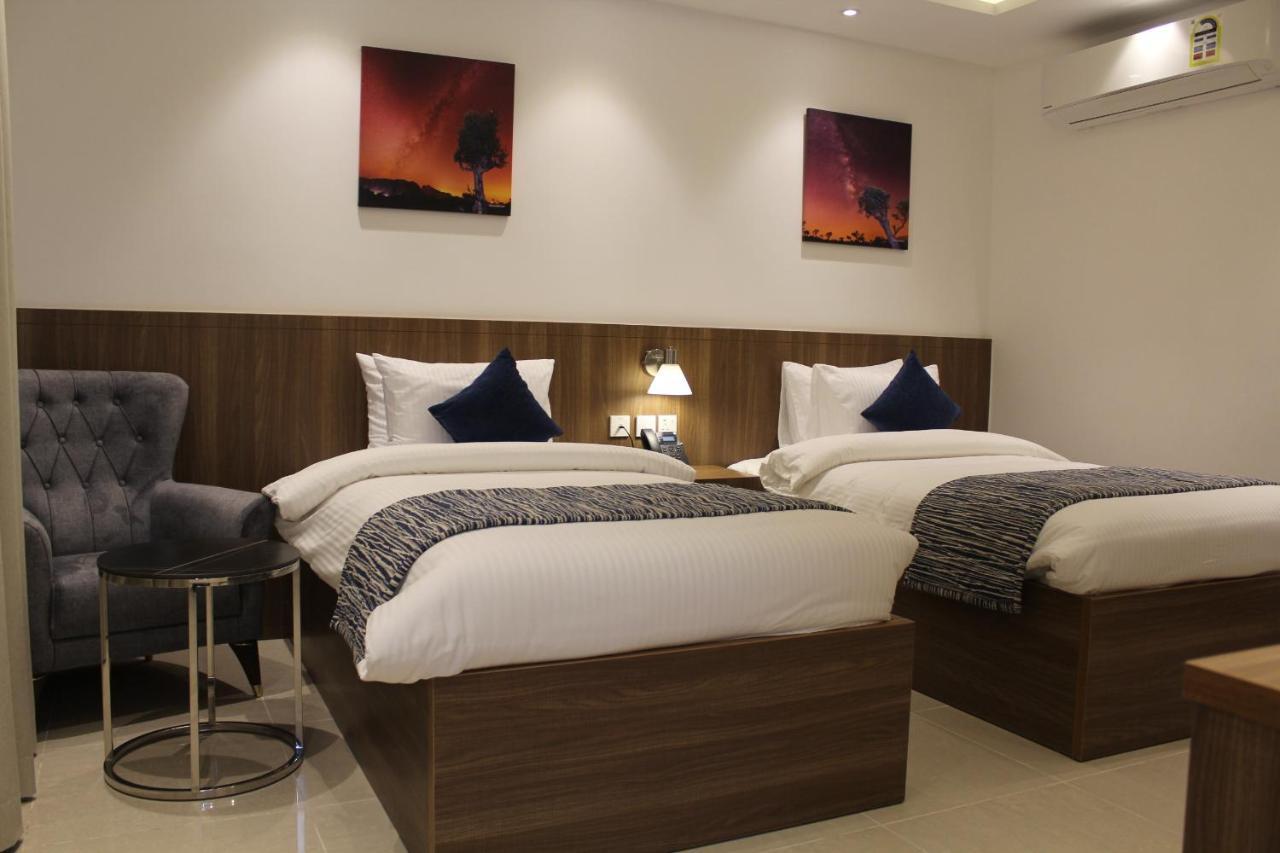 Duqm Express Hotel Exterior photo