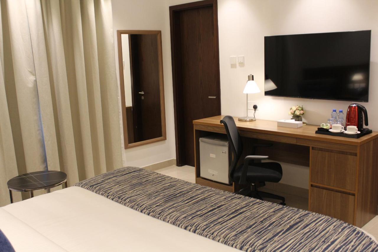 Duqm Express Hotel Exterior photo