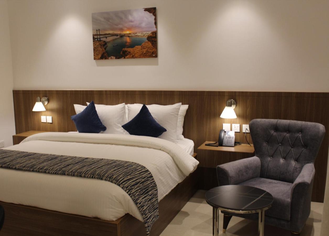 Duqm Express Hotel Exterior photo